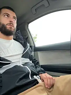 ElChapoGuzman95 online show from September 17, 4:36 am