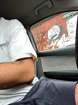 ElChapoGuzman95 online show from September 26, 5:33 am