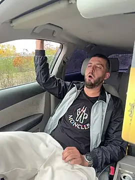 ElChapoGuzman95 online show from October 26, 6:19 am