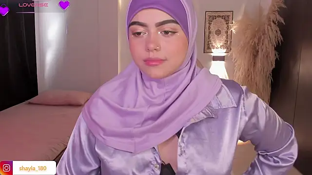 shayla 18 online show from November 21, 7:23 pm