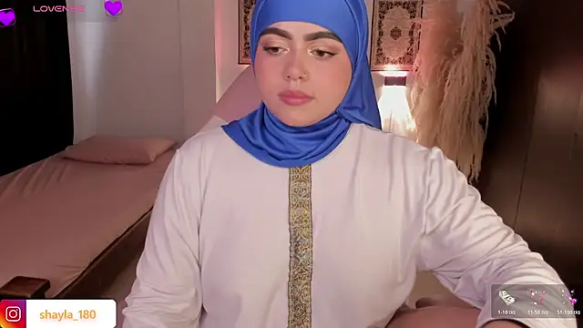 shayla 18 online show from February 11, 8:25 pm