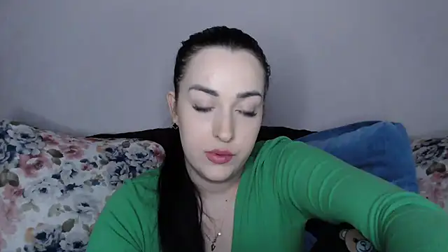 Snapshot of vitalina_freedom chatting on January 13, 2:53 pm vitalina freedom online show from January 13, 2:53 pm