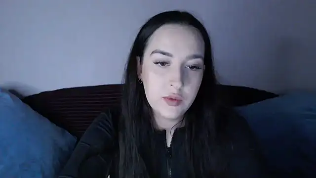 Snapshot of vitalina_freedom chatting on November 7, 1:44 pm vitalina freedom online show from November 7, 1:44 pm