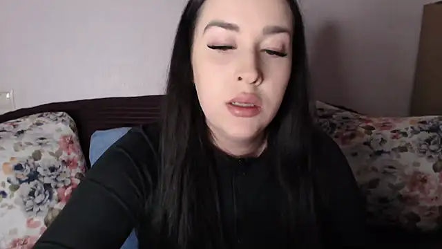 Snapshot of vitalina_freedom chatting on November 20, 1:00 pm vitalina freedom online show from November 20, 1:00 pm