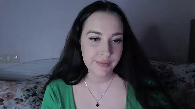 Snapshot of vitalina_freedom chatting on November 27, 3:25 pm vitalina freedom online show from November 27, 3:25 pm