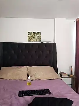 Snapshot of Fleurmeyer79 chatting on January 27, 10:27 pm Fleurmeyer79 online show from January 27, 10:27 pm