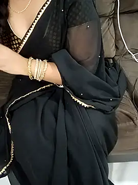 Snapshot of Mounika25 chatting on September 21, 5:58 pm Mounika25 online show from September 21, 5:58 pm