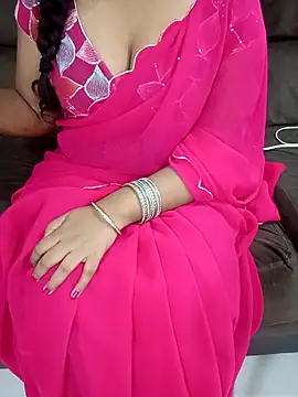 Snapshot of Mounika25 chatting on September 22, 5:48 pm Mounika25 online show from September 22, 5:48 pm