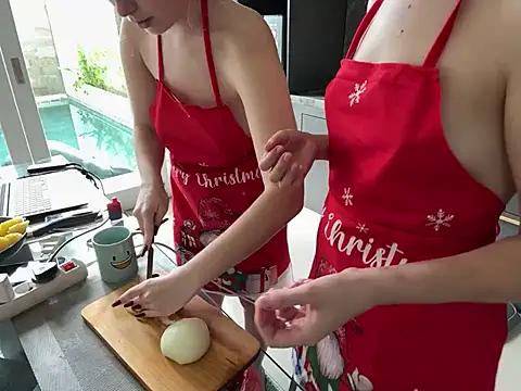 Nura n Sarah online show from December 24, 8:22 am