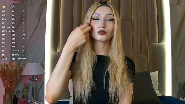 CarolReeves online show from November 15, 6:00 am