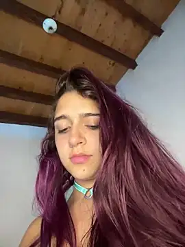 Snapshot of Alicia_Ruiz chatting on December 9, 9:16 pm Alicia Ruiz online show from December 9, 9:16 pm