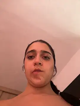 Snapshot of Alicia_Ruiz chatting on September 16, 7:04 pm Alicia Ruiz online show from September 16, 7:04 pm