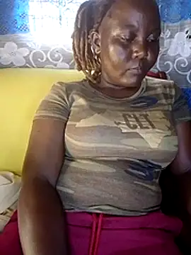 amelinaqueen online show from April 14, 1:06 pm