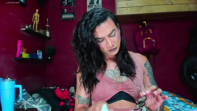 dariell smokesexx online show from October 6, 8:56 am