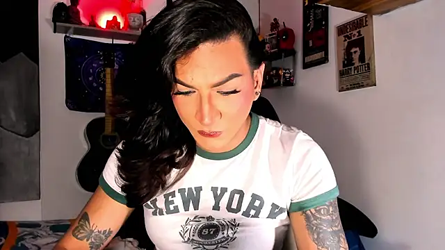 dariell smokesexx online show from March 14, 8:25 pm