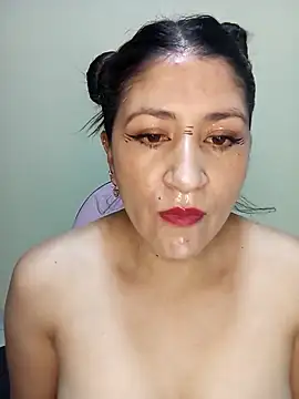 Snapshot of nammy__dirtyhott chatting on October 28, 2:42 pm nammy dirtyhott online show from October 28, 2:42 pm