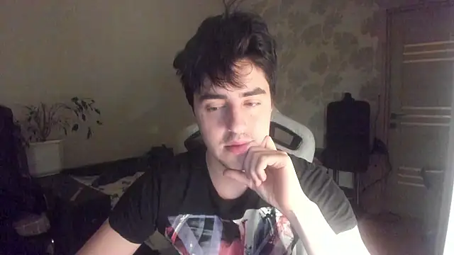 Knuckles17 online show from February 21, 5:47 pm