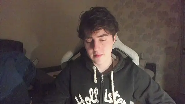 Knuckles17 online show from April 27, 6:06 pm