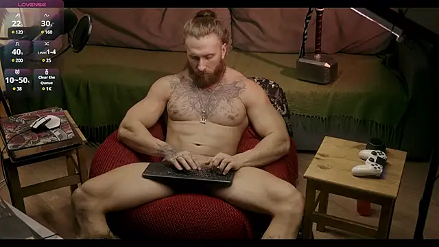 Snapshot of rusbigpaul chatting on February 1, 8:05 pm rusbigpaul online show from February 1, 8:05 pm