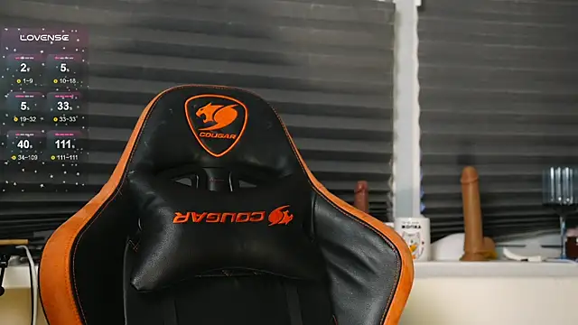 Snapshot of BlueCherryy chatting on November 8, 1:44 pm BlueCherryy online show from November 8, 1:44 pm