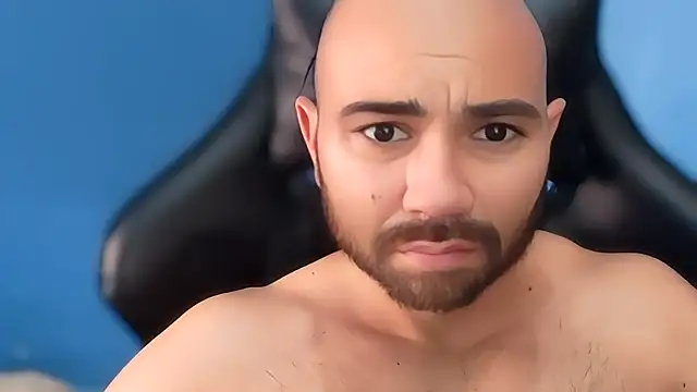 ElmaCannon online show from February 19, 9:25 pm