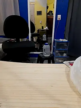 ElmaCannon online show from November 14, 8:29 pm