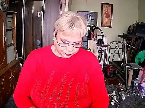 LOLA8888 online show from November 7, 11:10 am