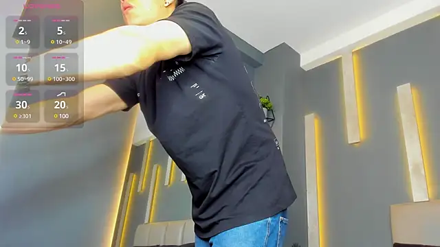 alexgiraldo  online show from February 9, 11:14 am