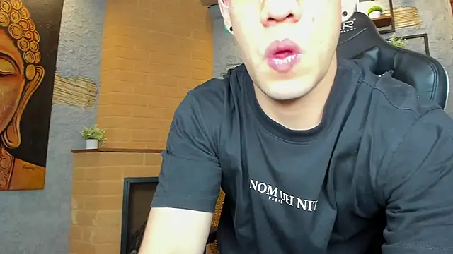 alexgiraldo  online show from March 10, 11:21 am