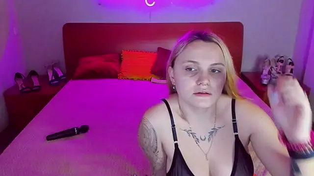 MagicEyess online show from February 1, 10:37 am