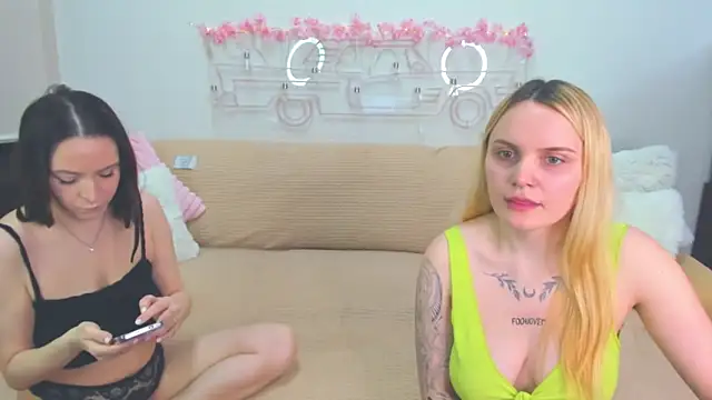 MagicEyess online show from March 25, 7:36 am