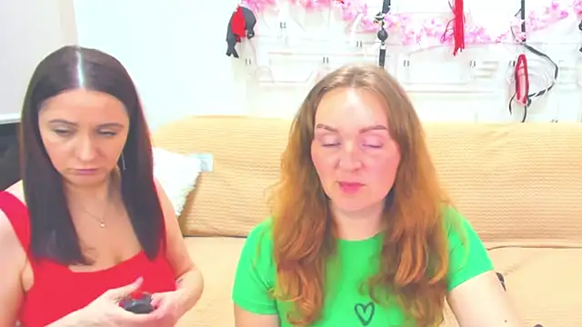 MagicEyess online show from April 4, 6:44 am