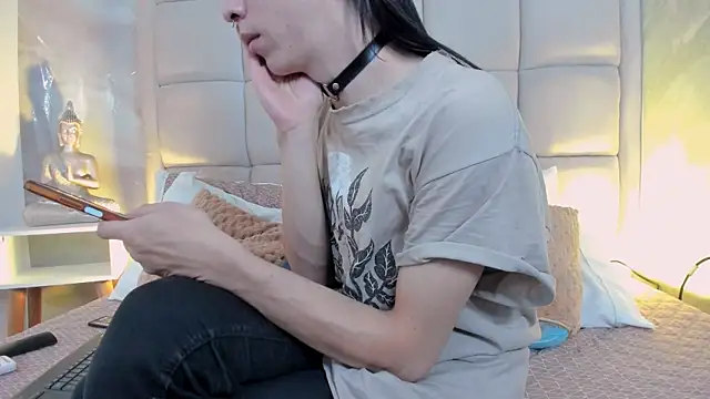 Hecatee 77 online show from September 23, 7:50 pm