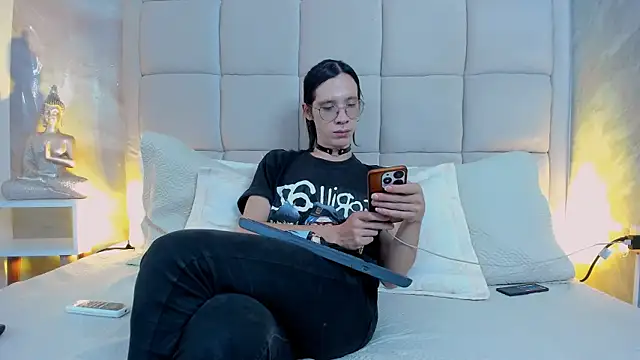 Hecatee 77 online show from October 21, 7:47 pm