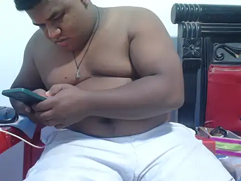 PONSE LATINO online show from October 23, 9:35 pm