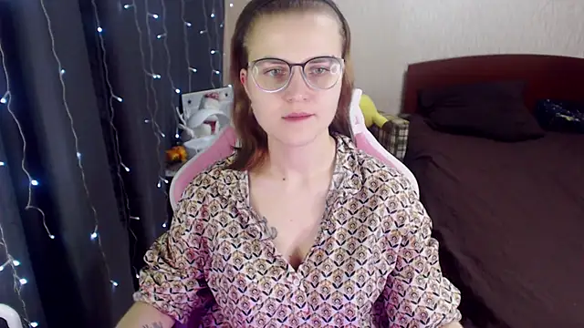 MissBrightShine online show from January 30, 9:57 am