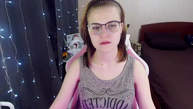 MissBrightShine online show from February 2, 9:30 am