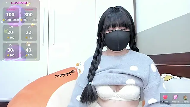 Snapshot of alonelove__ chatting on January 20, 2:22 am alonelove online show from January 20, 2:22 am