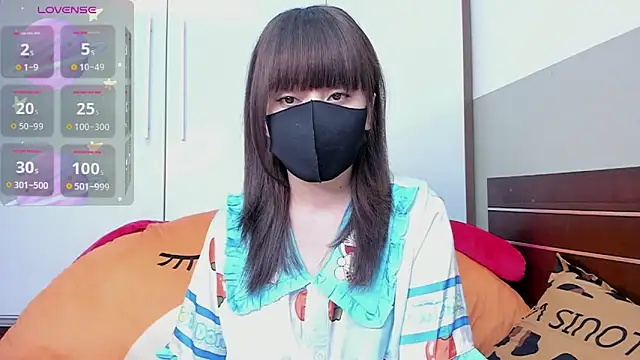 Snapshot of alonelove__ chatting on September 12, 2:22 am alonelove online show from September 12, 2:22 am