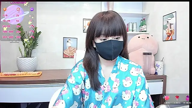 Snapshot of alonelove__ chatting on October 5, 2:54 am alonelove online show from October 5, 2:54 am
