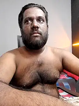 Rayansmith  online show from March 6, 11:20 pm