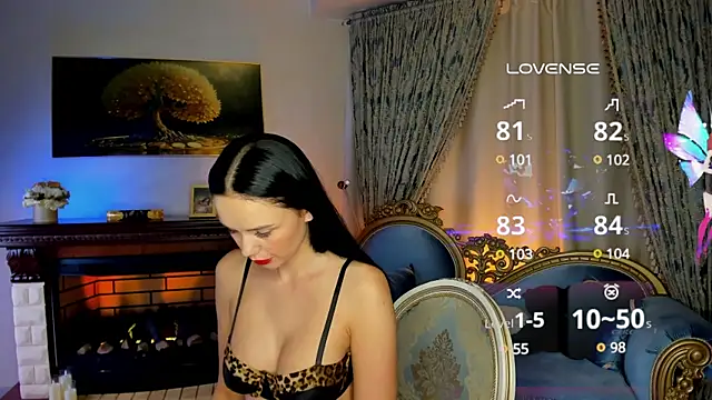 Snapshot of Black-Mamba- chatting on December 3, 2:27 pm Black-Mamba- online show from December 3, 2:27 pm