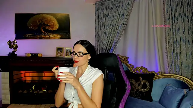 Snapshot of Black-Mamba- chatting on January 16, 2:30 pm Black-Mamba- online show from January 16, 2:30 pm