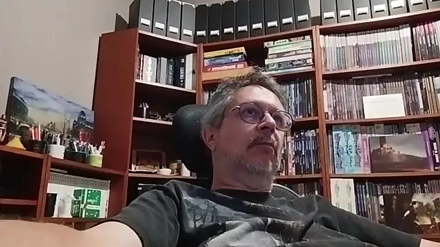 Snapshot of Mandra_is_a_whore chatting on September 18, 6:32 pm Mandra is a whore online show from September 18, 6:32 pm