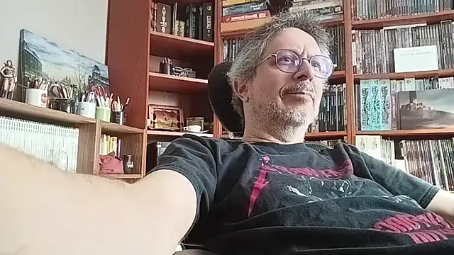 Snapshot of Mandra_is_a_whore chatting on October 12, 9:08 am Mandra is a whore online show from October 12, 9:08 am