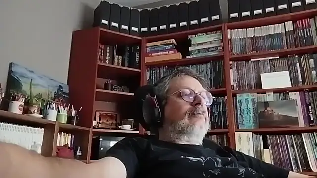 Snapshot of Mandra_is_a_whore chatting on November 13, 10:25 am Mandra is a whore online show from November 13, 10:25 am