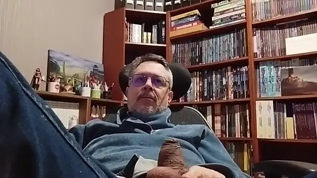 Snapshot of Mandra_is_a_whore chatting on November 20, 7:02 pm Mandra is a whore online show from November 20, 7:02 pm