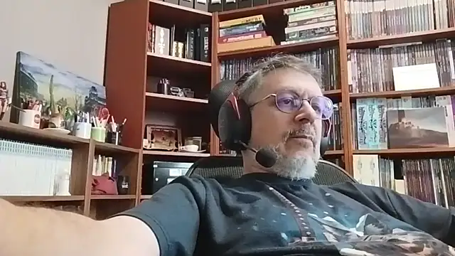 Snapshot of Mandra_is_a_whore chatting on November 26, 8:48 am Mandra is a whore online show from November 26, 8:48 am