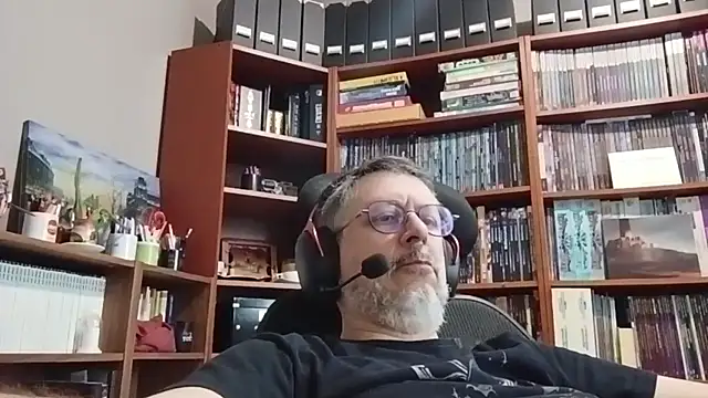 Snapshot of Mandra_is_a_whore chatting on December 2, 8:30 am Mandra is a whore online show from December 2, 8:30 am