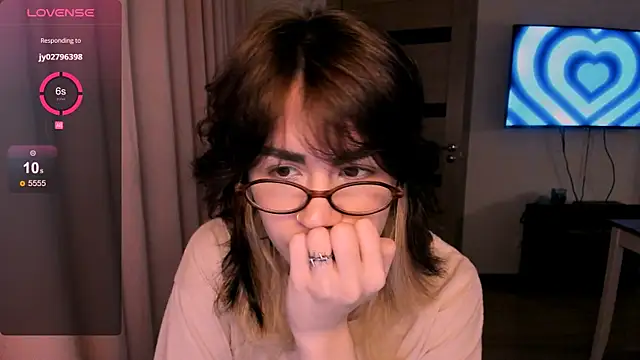 Snapshot of _selectrra chatting on January 11, 2:25 pm selectrra online show from January 11, 2:25 pm